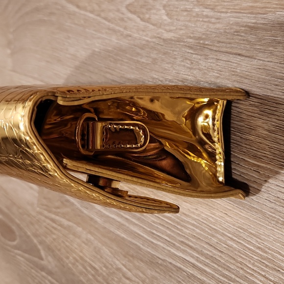 Gold purse - Picture 3 of 11